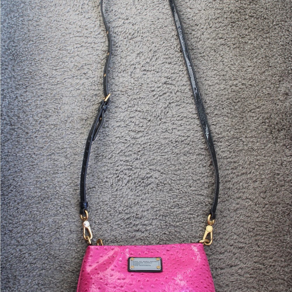 Marc Jacobs Classic Q Ostrich Pink Crossbody Bag